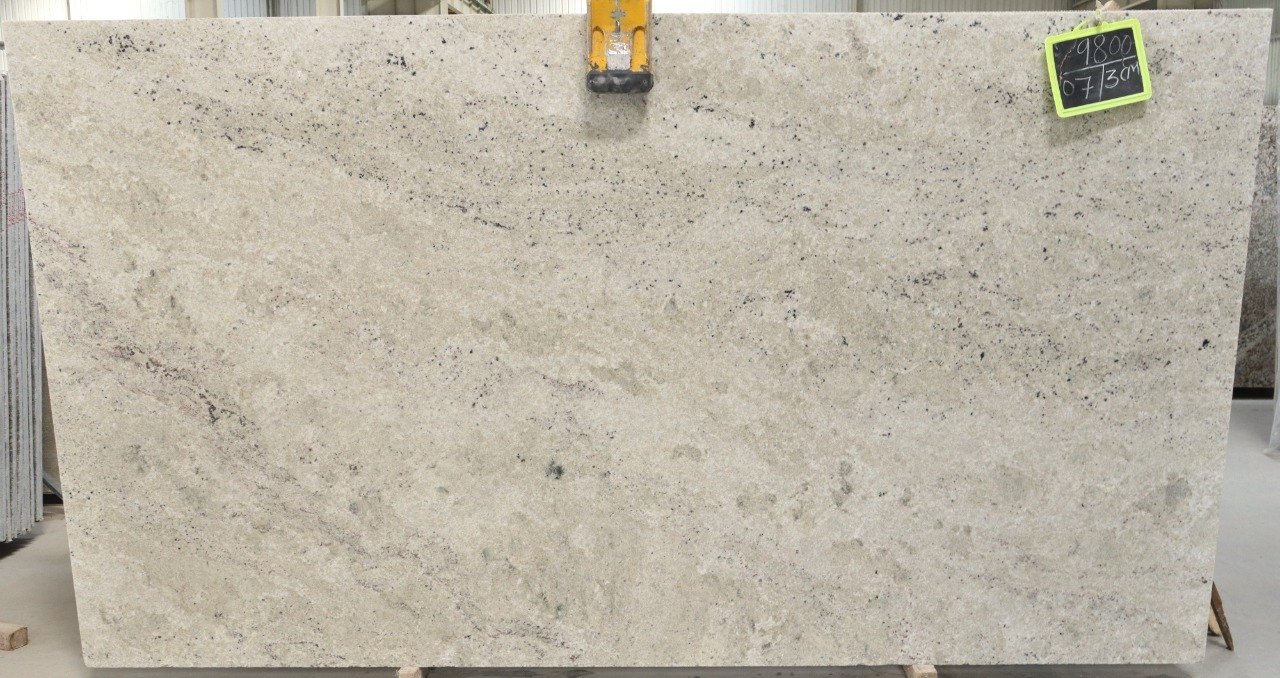 Balthus - #4891 - Granite & Quartzite - 132″ x 80″ - beige