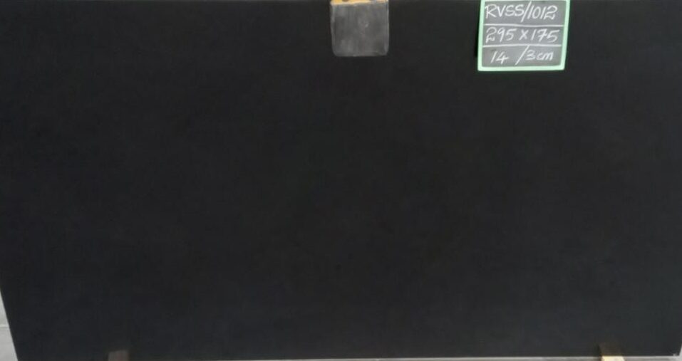 Nero Absoluto Premium  - Granite  - 115'x 74' - Black