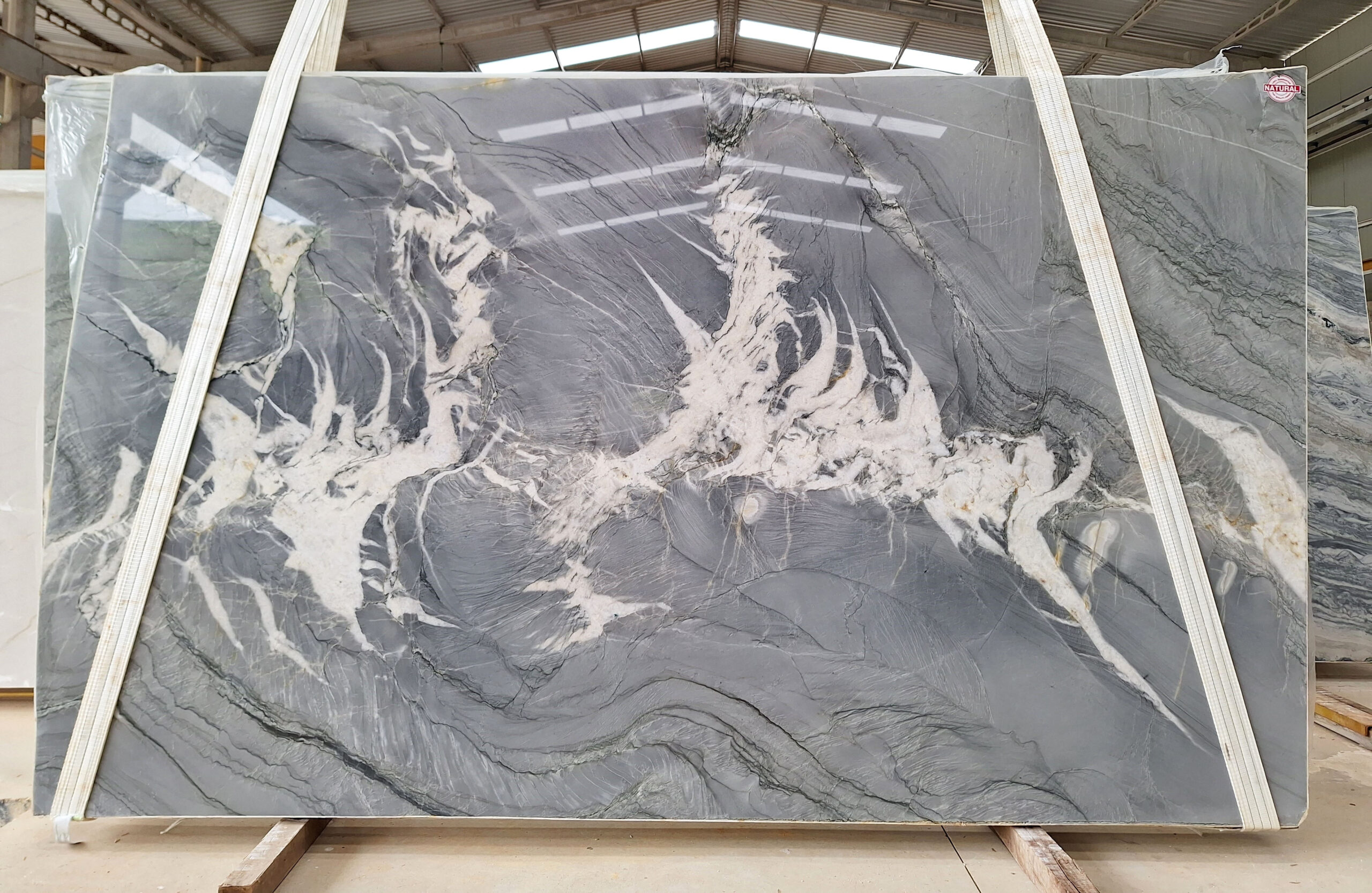 Platinum - # 5456 - Granite & Quartzite - 130″x78″ - Platinum