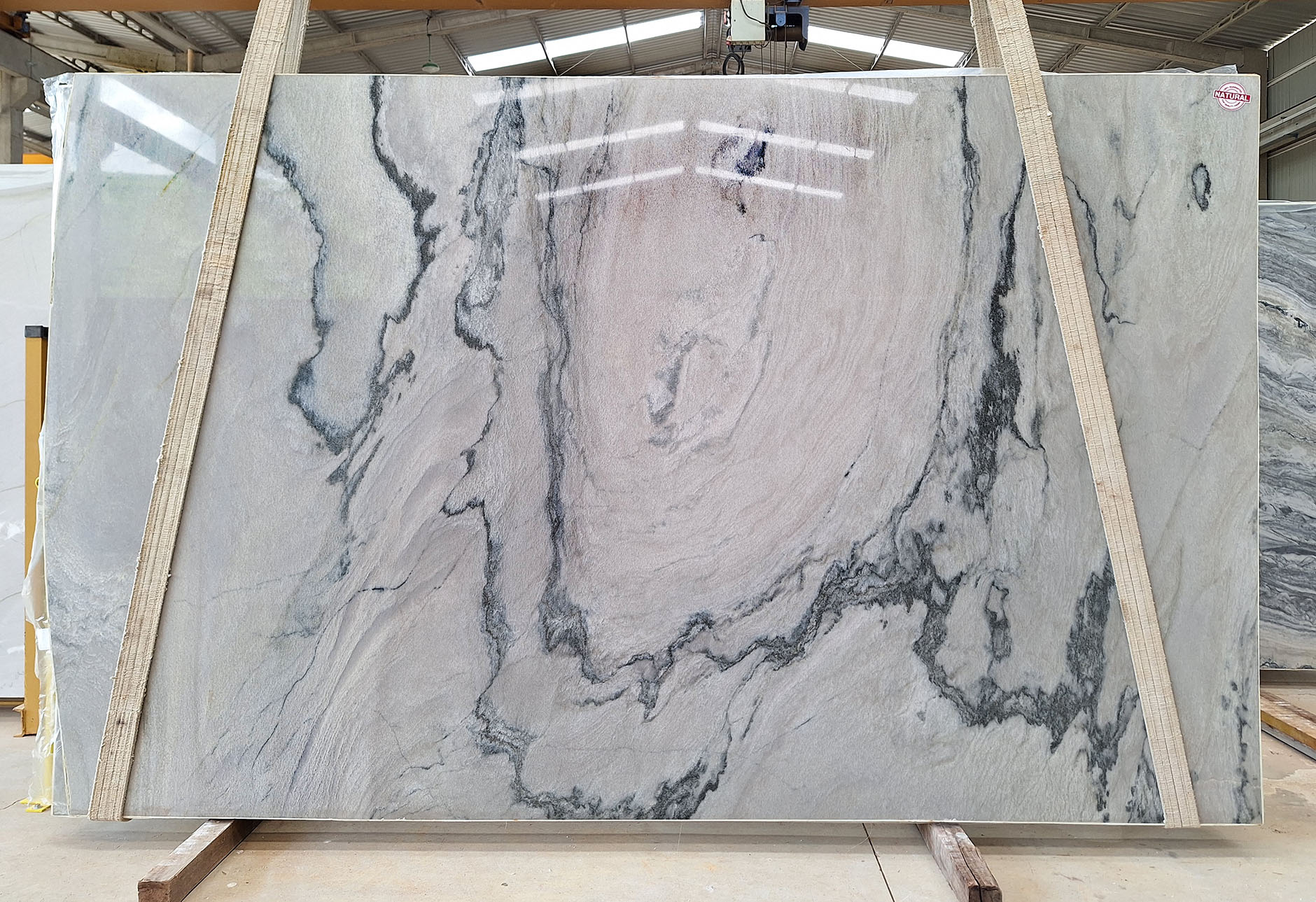 Fantasy Macaubas 2930 - Quartzite - 130'x80' - Blue Green Grey 