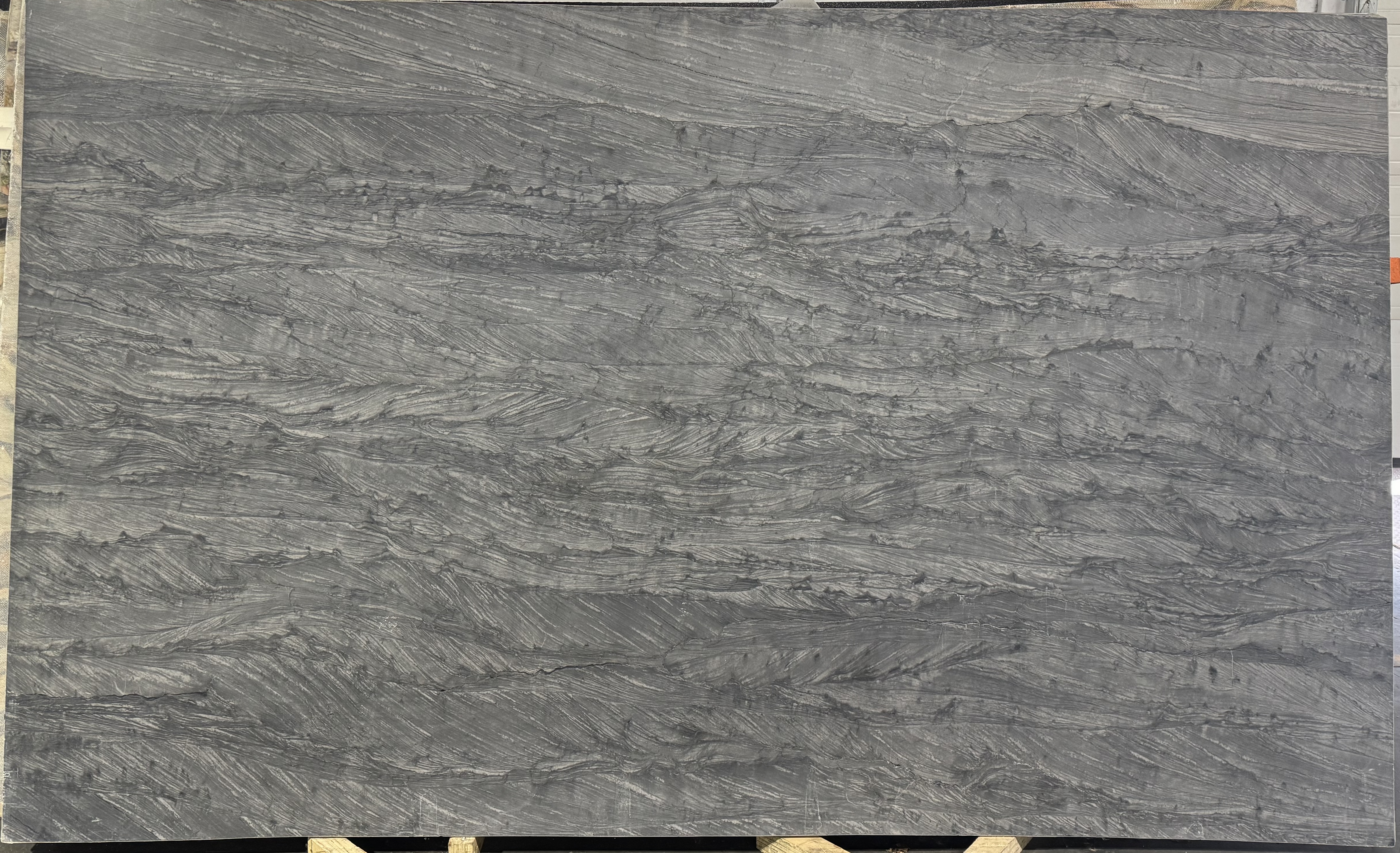 London Grey Leathered